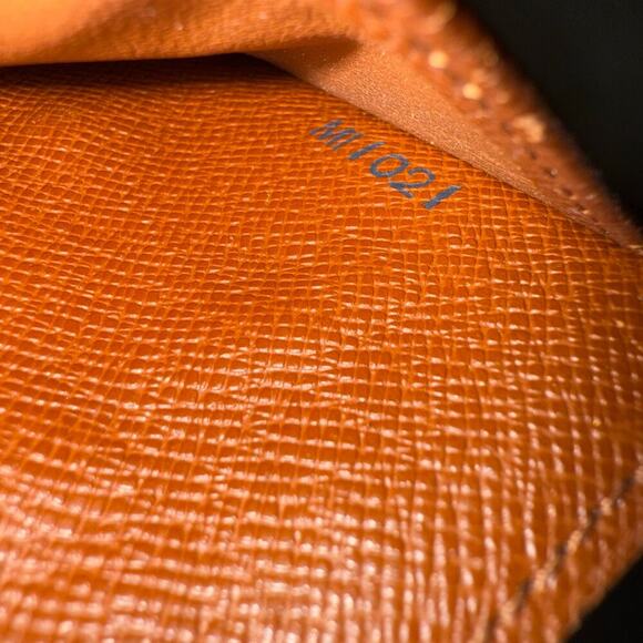 Louis Vuitton Brown/Tan LV Monogram Compact Snap/Zip Around Wallet - Picture 12 of 12
